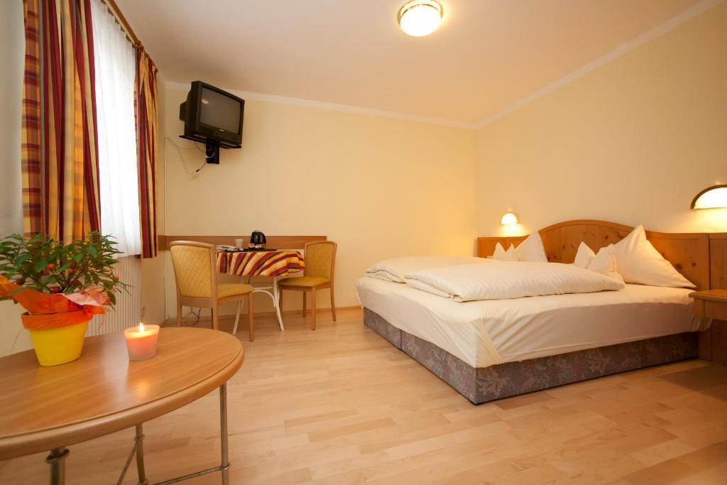 Hotel Gretl Krumpendorf Dış mekan fotoğraf