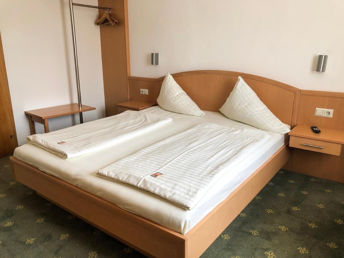 Hotel Gretl Krumpendorf Dış mekan fotoğraf